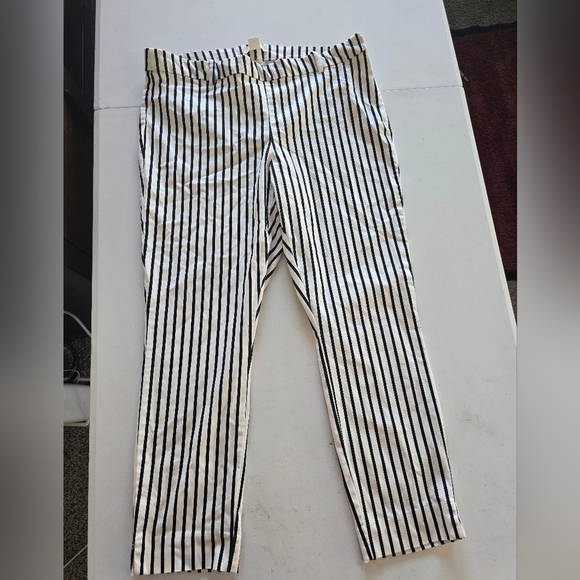 H&M Pants Womens Sz 16 White Black Striped Ankle Mid Rise Side Zipper 36x27 - Picture 3 of 11